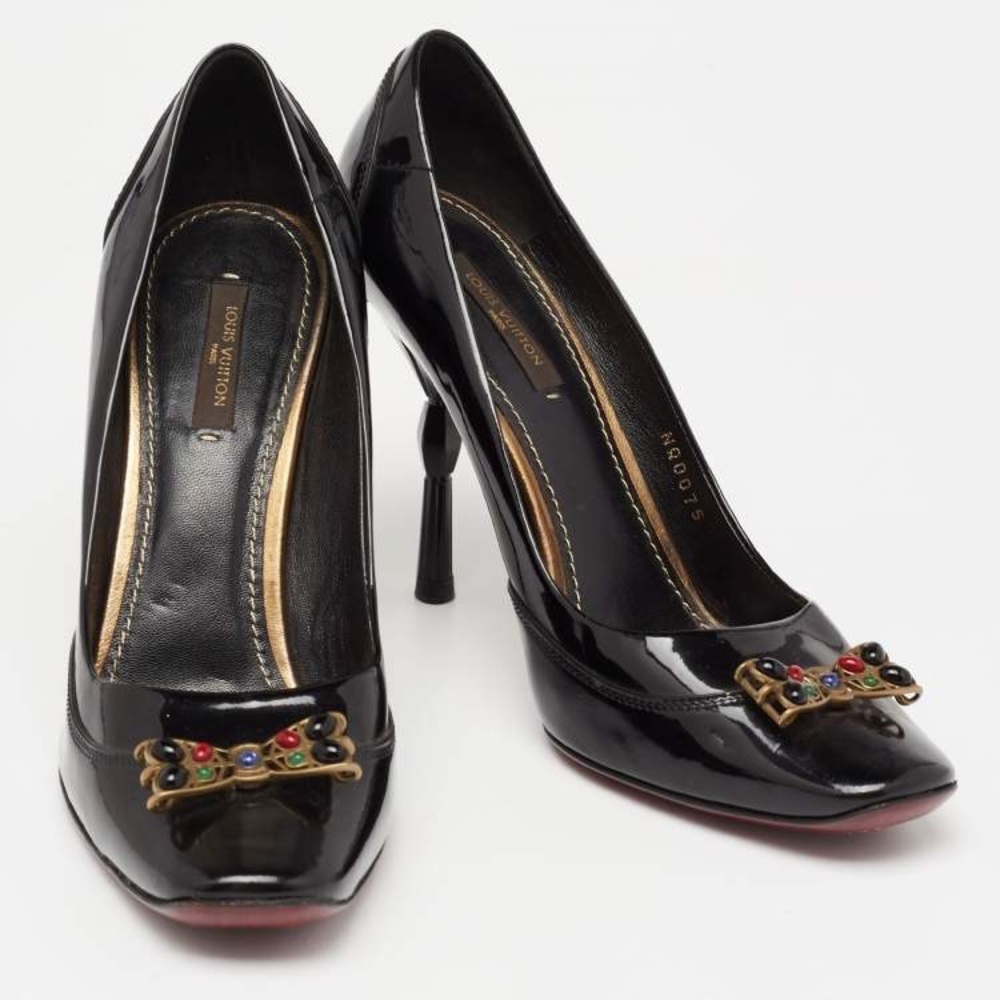 Louis Vuitton ‘05 patent leather pumps, jeweled detail, bulbed heel, 38 1/2, EUC - Picture 4 of 15